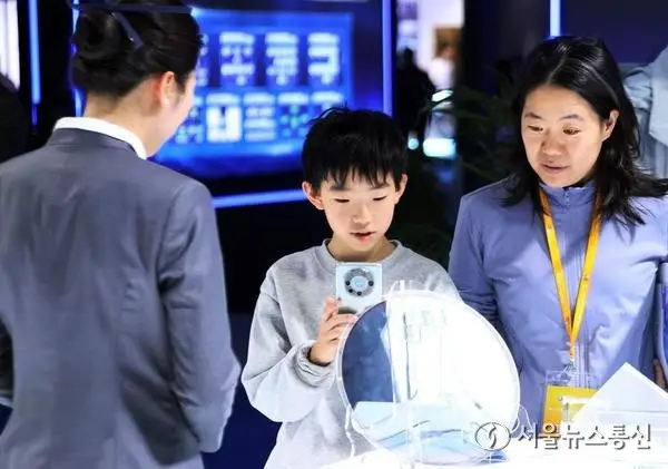 [경제] 베이징, 183개 AI 모델 등록…中 도시 중 1위