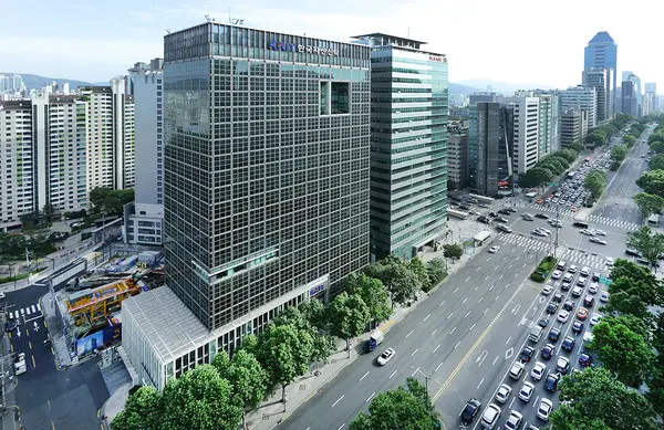 금감원, 한국자산신탁 임직원들 용역업체 거액 금품수수·사적 이익추구…기관경고·과태료 1억 7400만 원 철퇴