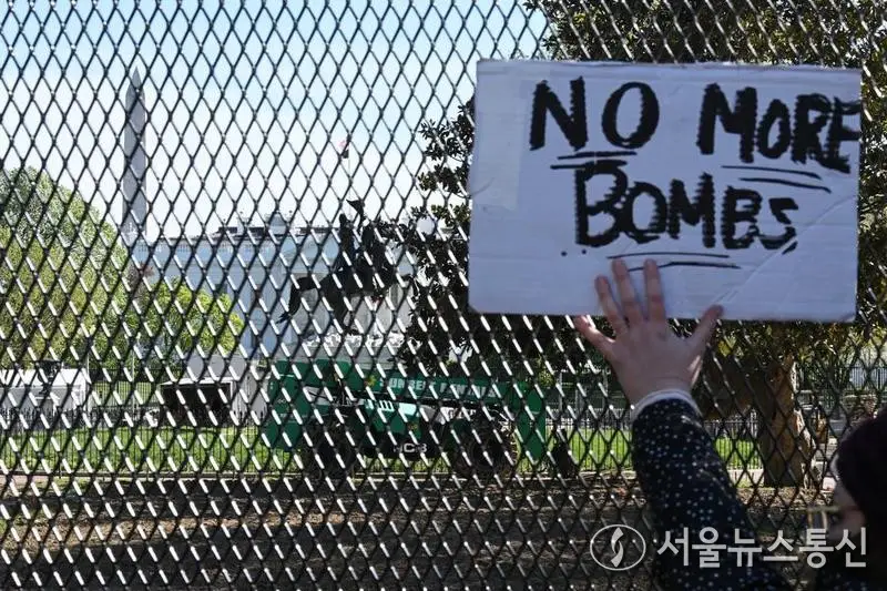 파키스탄 총리 "미-이란 휴전, 레바논을 포함 '모든 곳'에 적용"