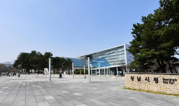 [청년지원사업 큰 호응] 성남시 청년정책의 진화.. 미취업 청년 지원 ‘올패스(ALL-Pass)’ 수혜 2만명 돌파