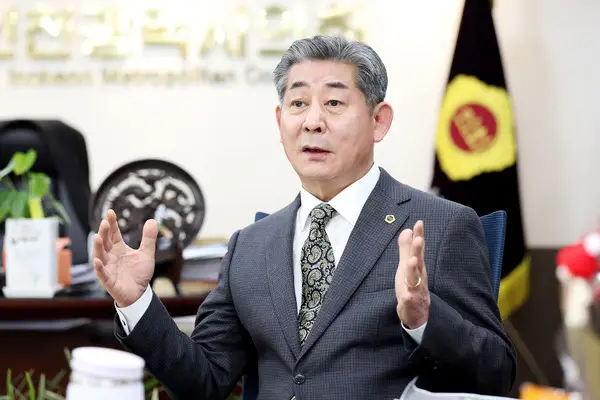 인천시의회 정해권 의장, 현송초·중학교 후면부 주차장 사업 변경 가능