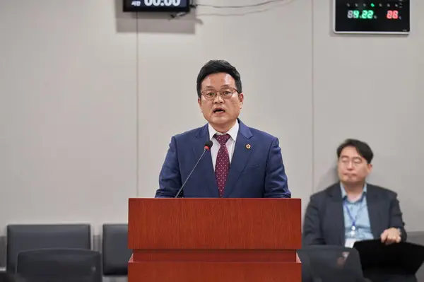 이학수 의원, ‘평택호 수상태양광 사업 재검토 및 법령 개정 촉구 건의안’ 상임위 통과