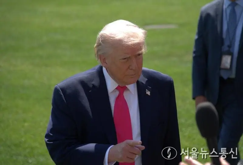 트럼프 2기 '부정' 58% '역대 최고'…지지 기반 경제 불안감에 '휘청'