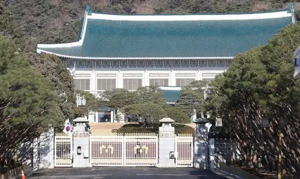 [이슈] 韓 이재명 대통령, 中 허리펑 부총리와 회견…"양국 교류·협력 강화하자"