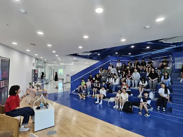 '5월 강연형 2026 같이(가치)책 청소년 인문학 콘서트' 개최