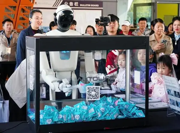 [테크] "오전 R&D, 오후 테스트" 中 선전 '로봇 밸리', 글로벌 혁신 거점으로 부상