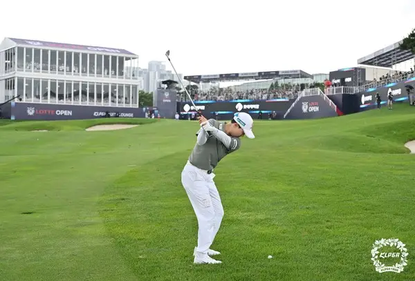 "체력훈련, 우승 원동력" 김효주, KLPGA '롯데오픈'서 시즌 2승 달성…롯데 메인스폰서 대회 석권