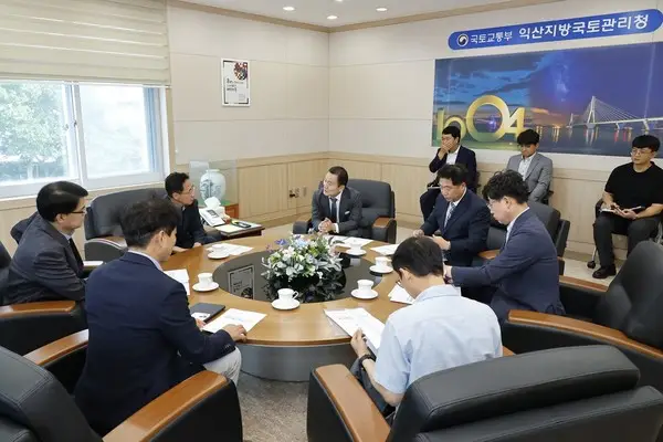 김태성 신안군수 민선 9기 첫 공식 일정으로 익산국토청 방문