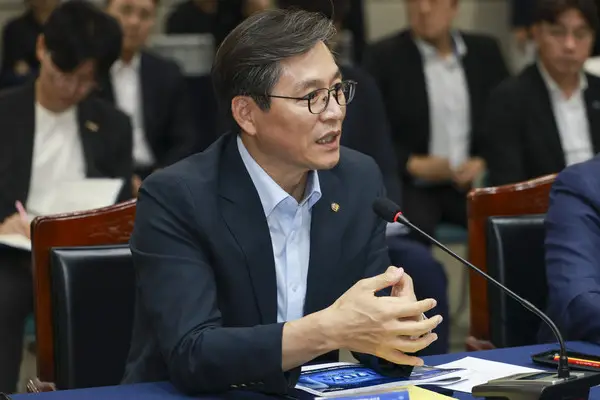 영암군, 반도체클러스터 성공 위해 송전선로 갈등 해소 전담조직 설치 제안
