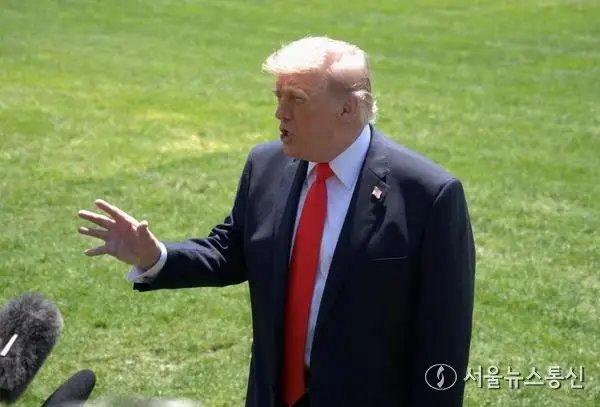 [국제] 트럼프 "위트코프·쿠슈너, 러시아·우크라이나 방문…'전쟁 종식' 방안 전달"