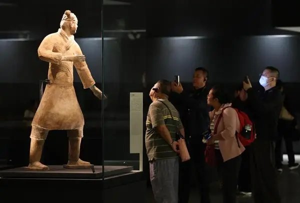 [사진] 관람객 눈길 사로잡는 병마용
