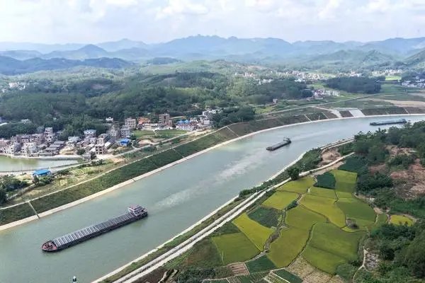 [사진] 中 핑루운하, 화물 통과량 100만t 돌파